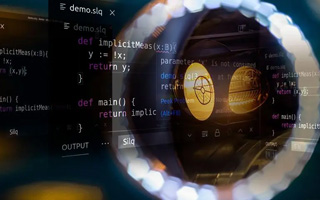 迁西 ,php声明和调用变量的符号是什么？